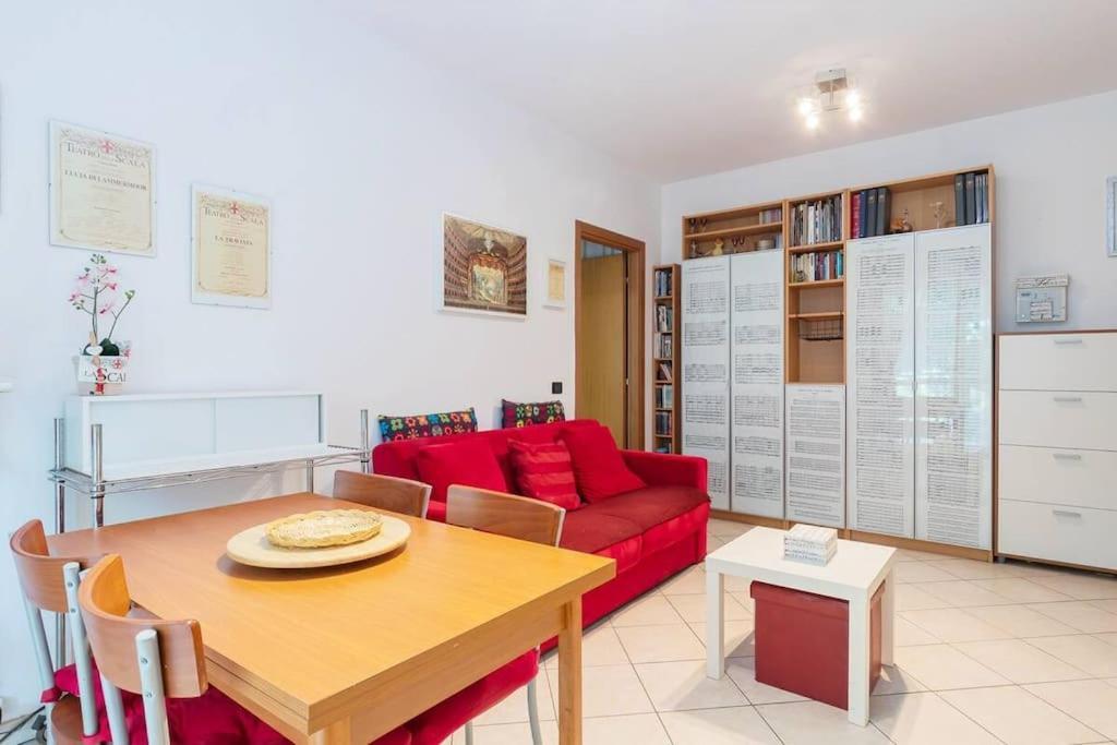 Appartement Elegante A 500 Mt Da M4 Con Wifi E Ac à Milan Extérieur photo