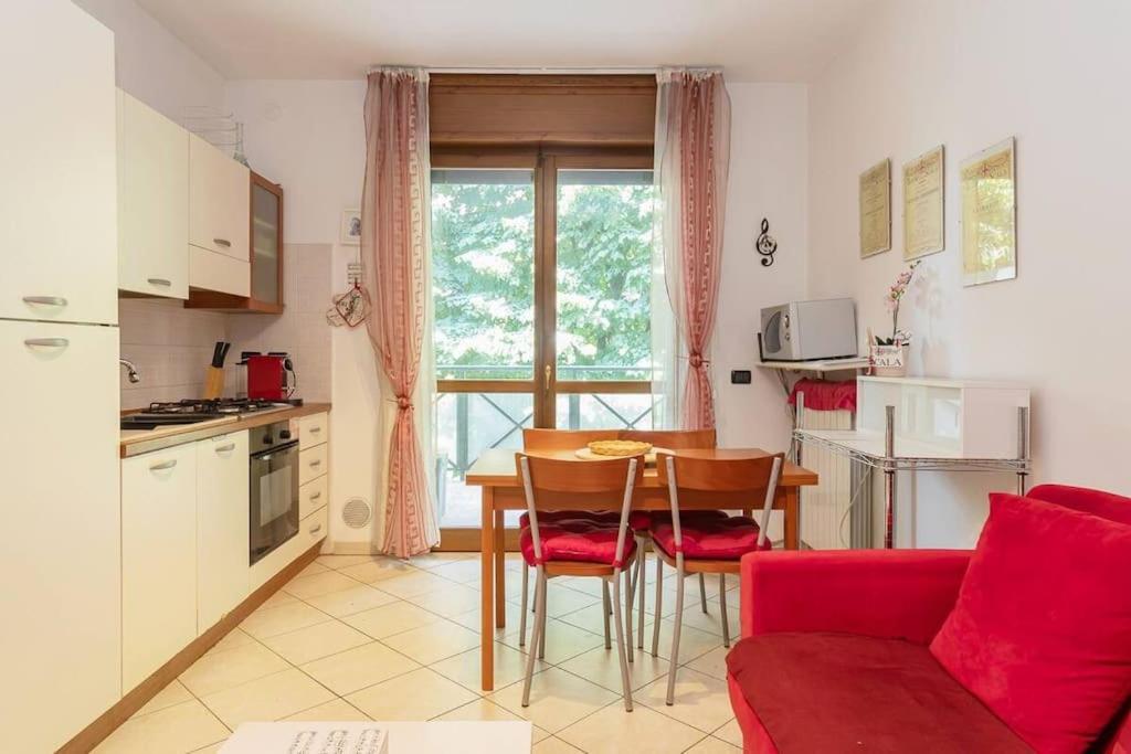 Appartement Elegante A 500 Mt Da M4 Con Wifi E Ac à Milan Extérieur photo